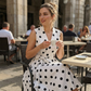 👗 50% RABATT NU! ⏰ Dam Prickig Ärmlös V-ringad Klänning – Luftig & lättviktig – Perfekt för sommar, brunch eller stranddagar – lekfull och chic 🎠